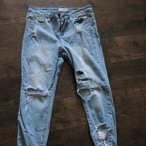 Cello Distressed Jeans size 7